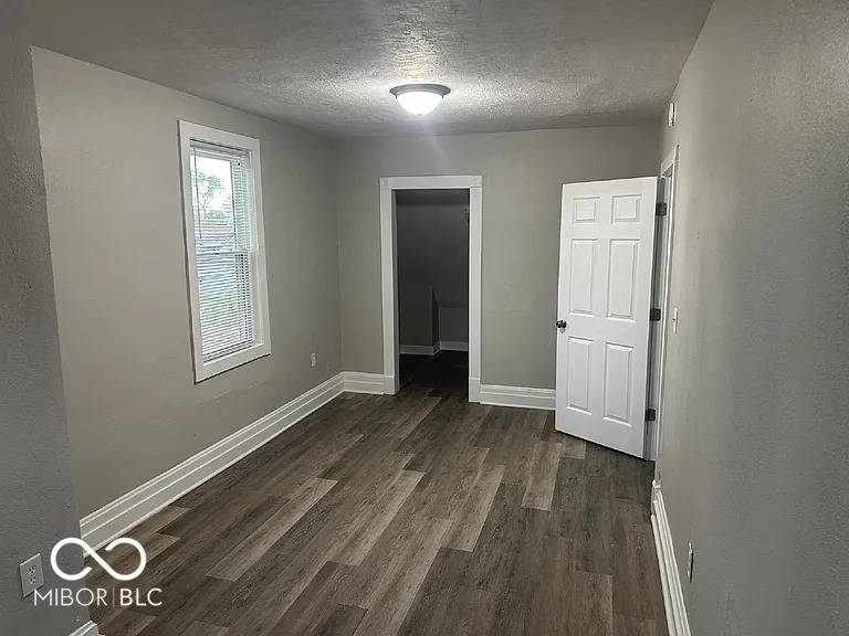 Indianapolis, IN 46222,24 Neal AVE