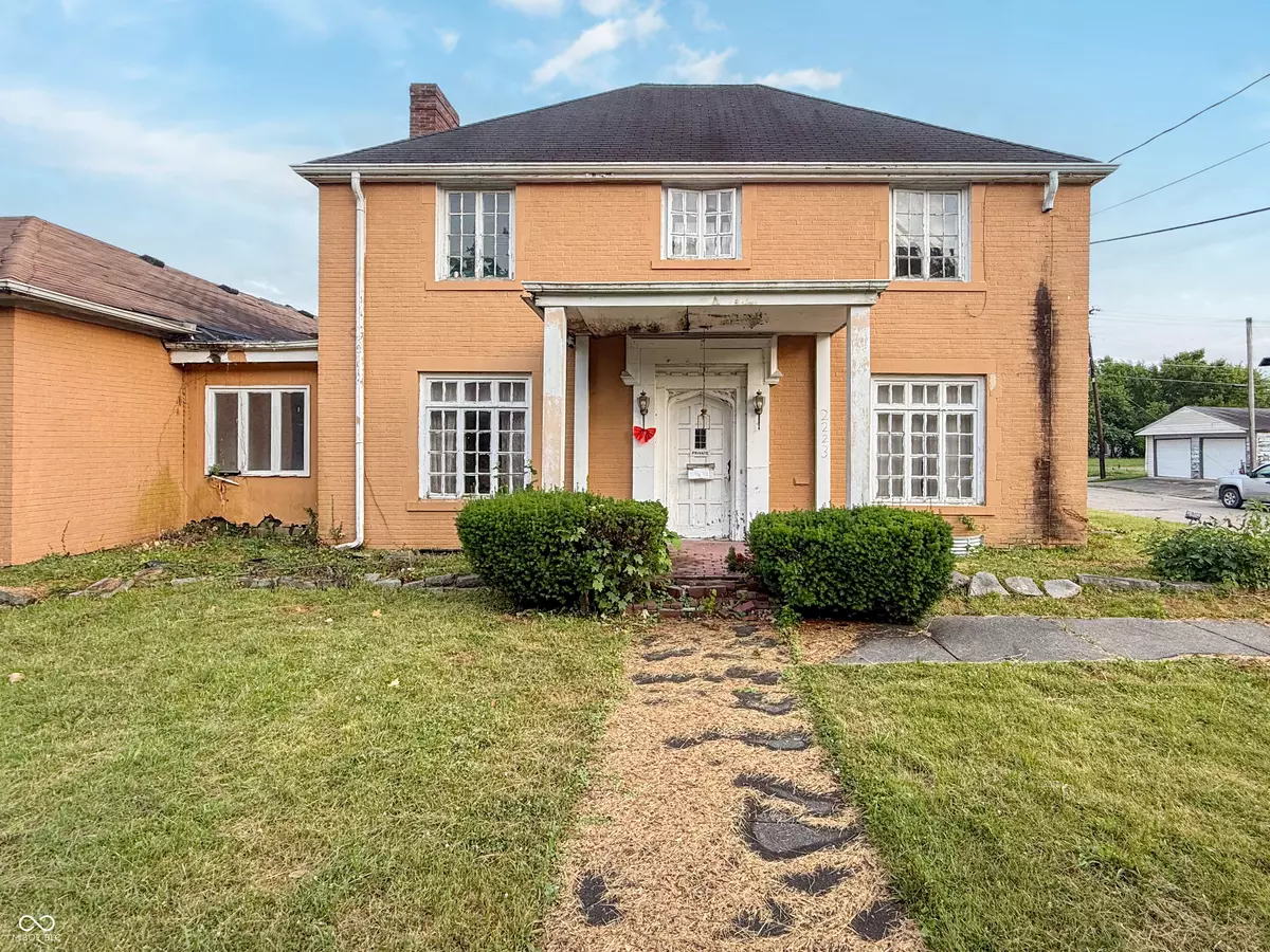 Anderson, IN 46016,2223 Nichol AVE