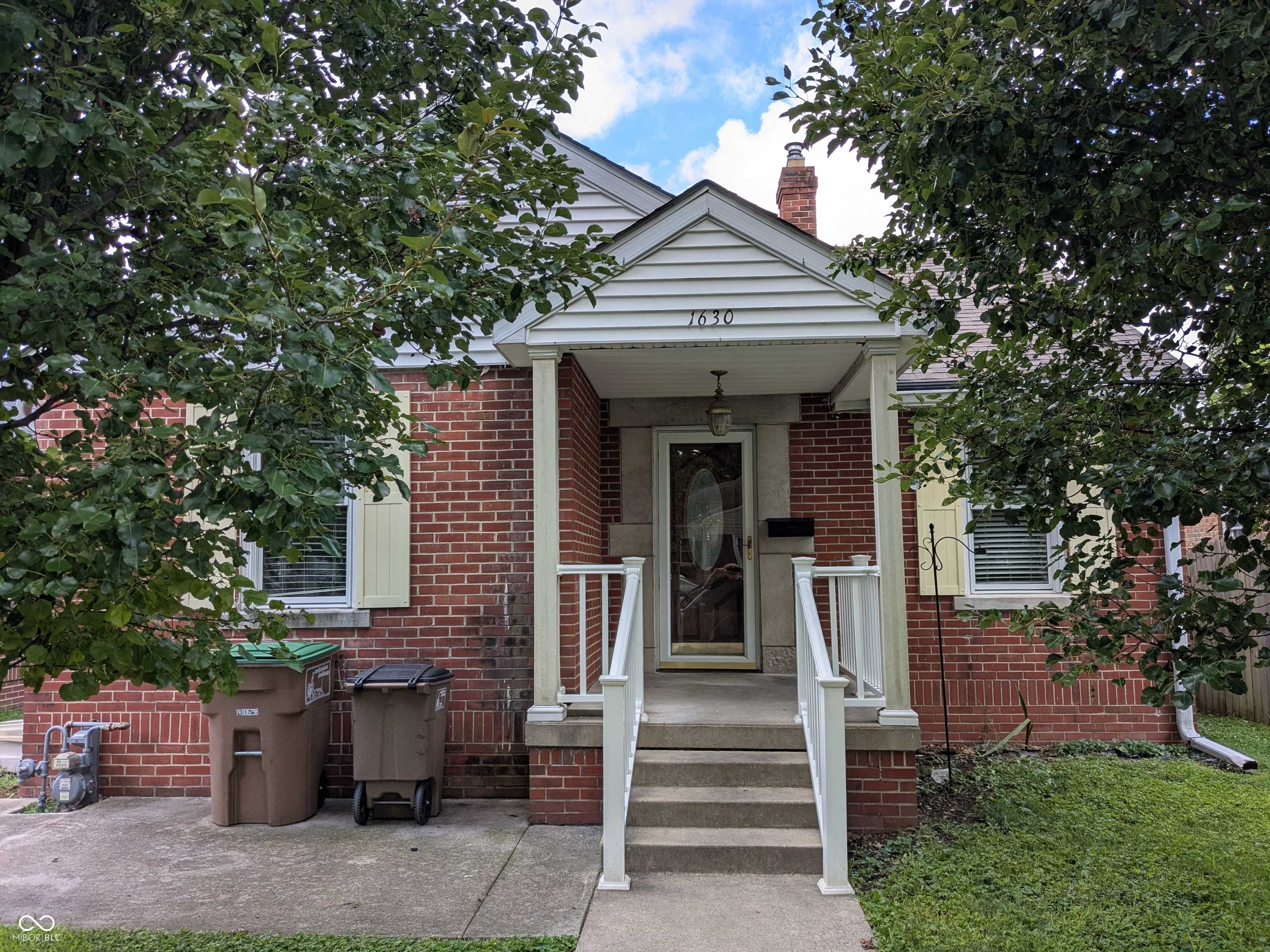 1630 Lawton AVE, Columbus, IN 47201