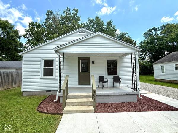 1809 Beam RD, Columbus, IN 47201