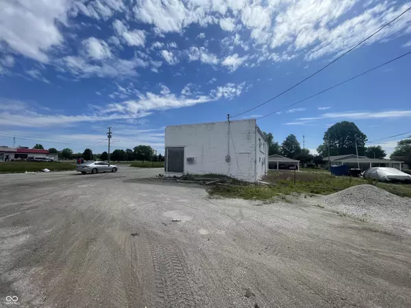 Marion, IN 46952,2245 W 2nd ST