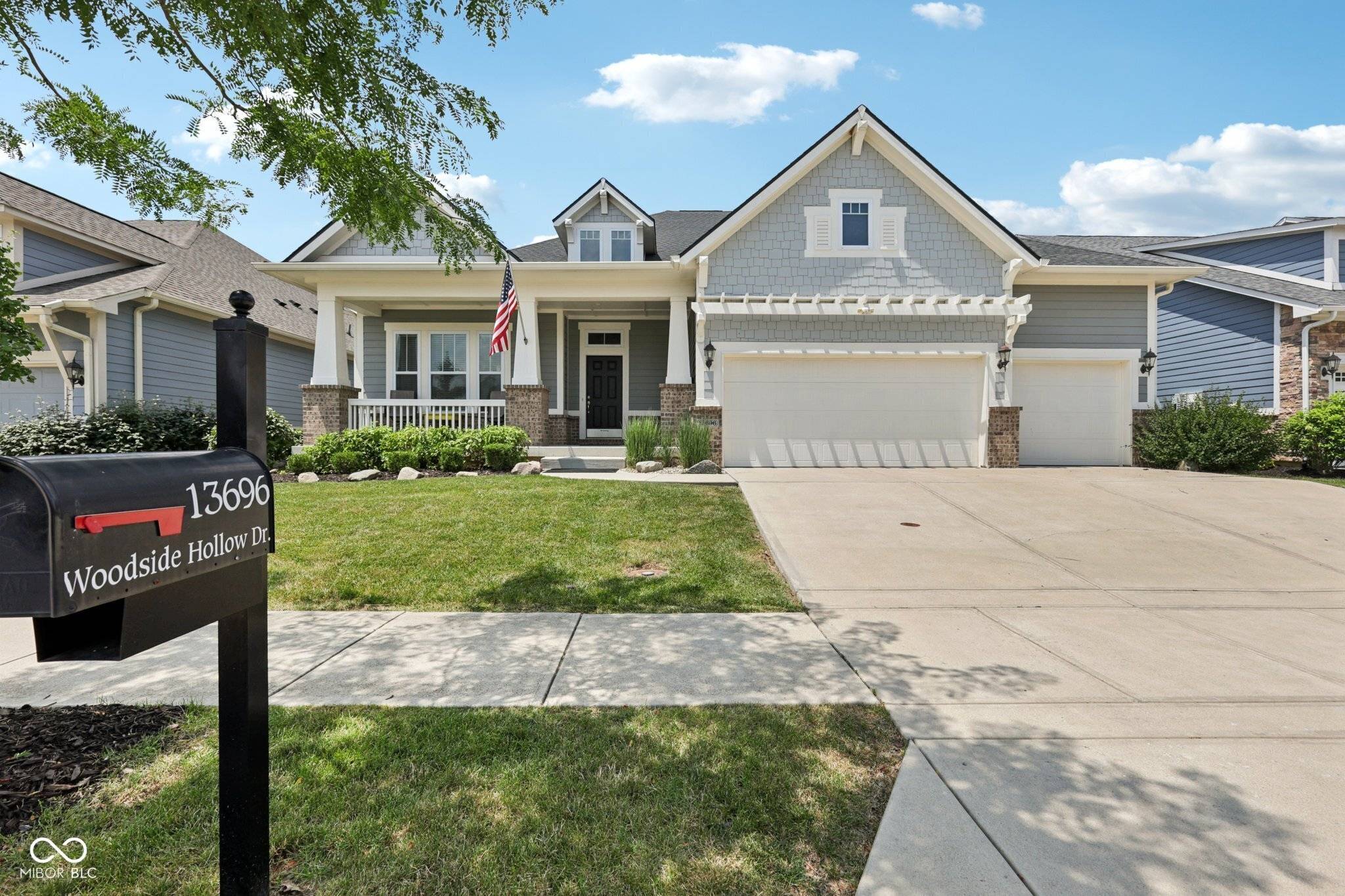 13696 Woodside Hollow DR, Carmel, IN 46032