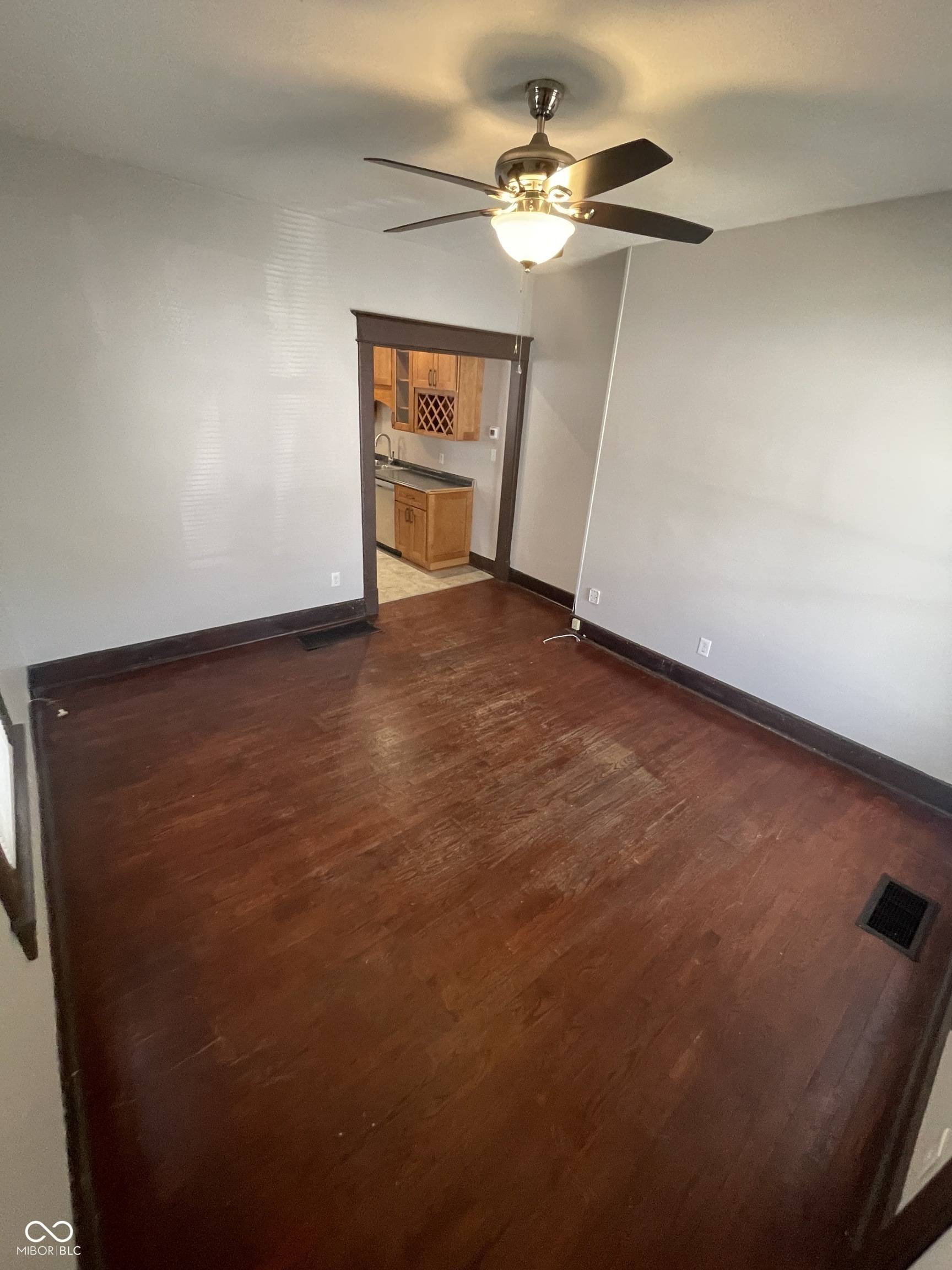 Indianapolis, IN 46201,2107 E Michigan ST