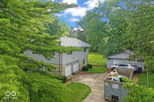 Anderson, IN 46012,2316 Lake DR