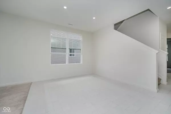 Whitestown, IN 46075,6653 Rainwater LN