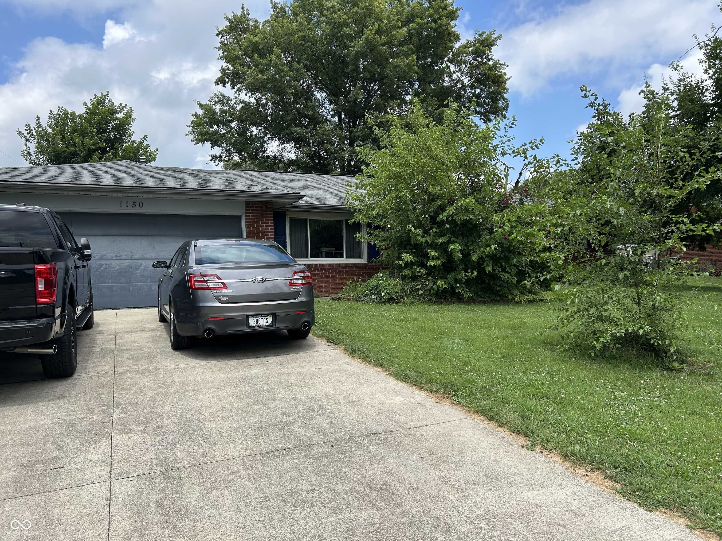 1150 Grace ST, Taylorsville, IN 47280