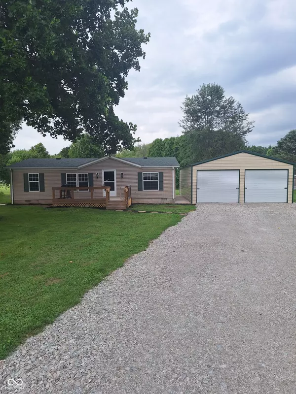 360 Gentleman PL, Cloverdale, IN 46120
