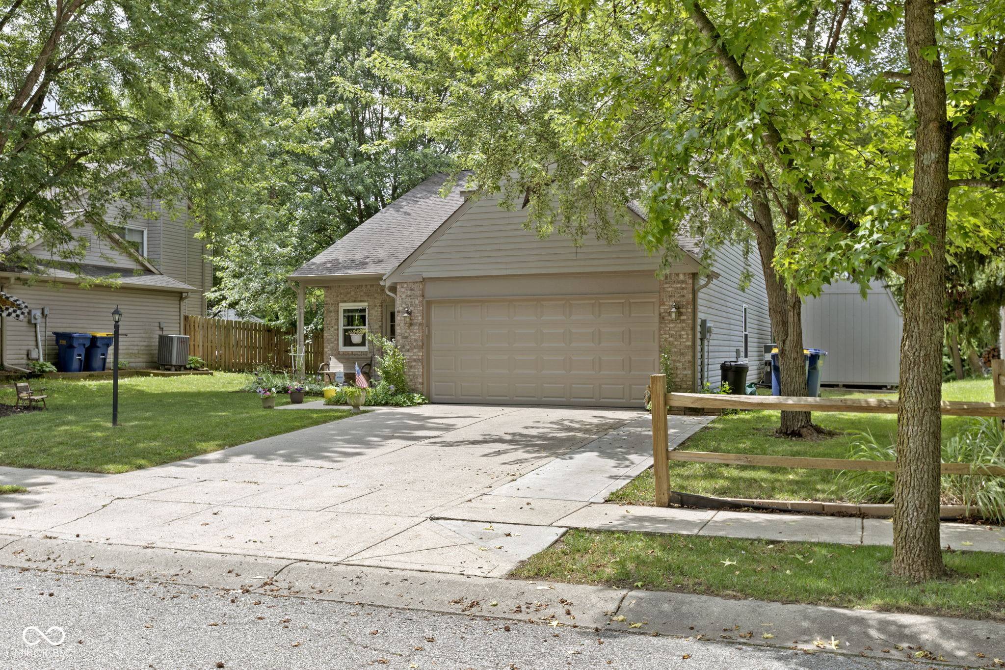 Indianapolis, IN 46236,7546 Dry Branch CT