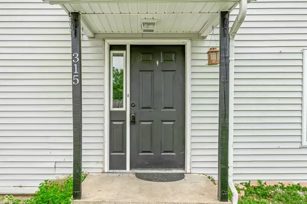 Seymour, IN 47274,315 Glenbrook DR
