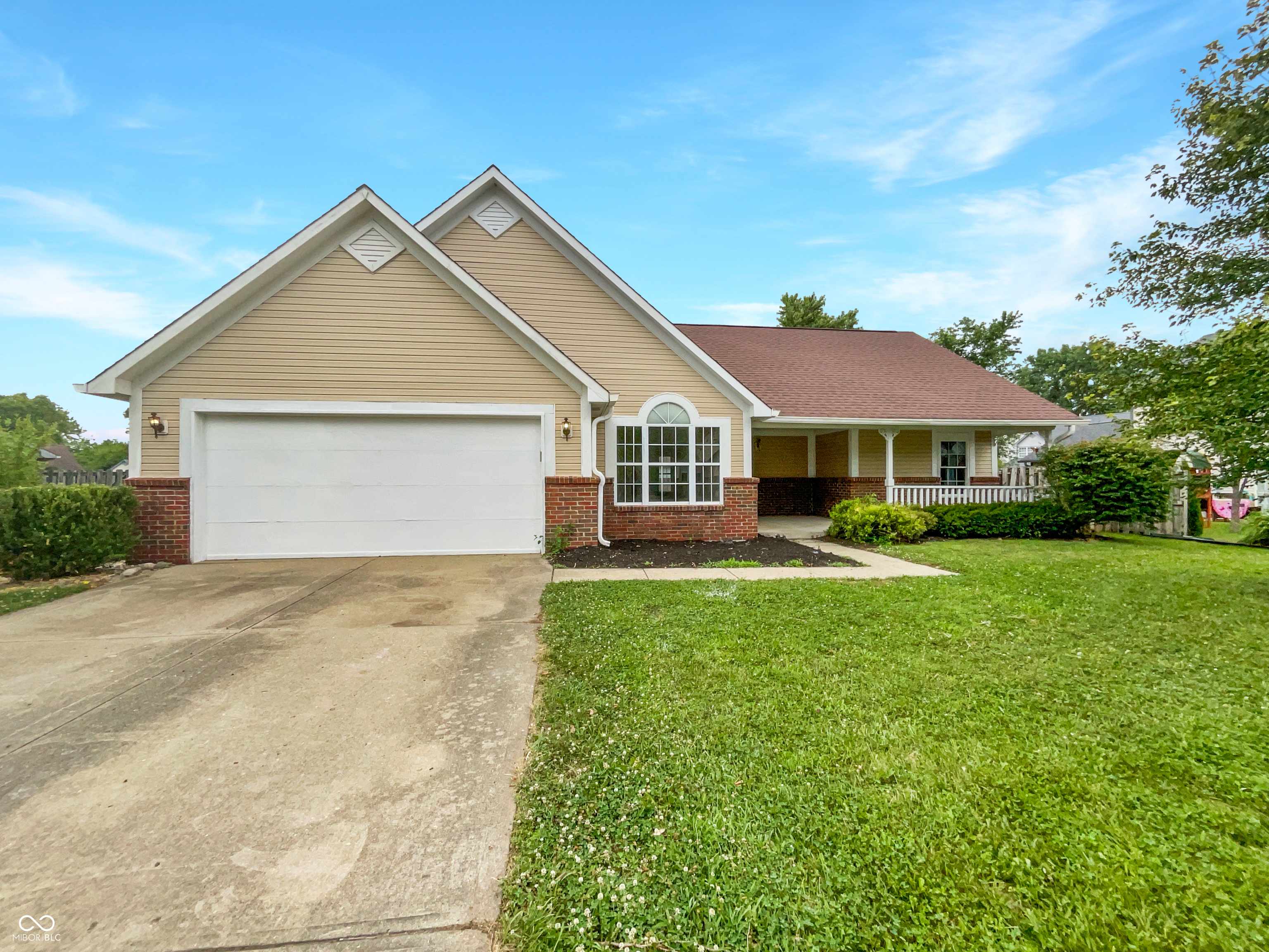 930 Eagle Brook DR, Shelbyville, IN 46176