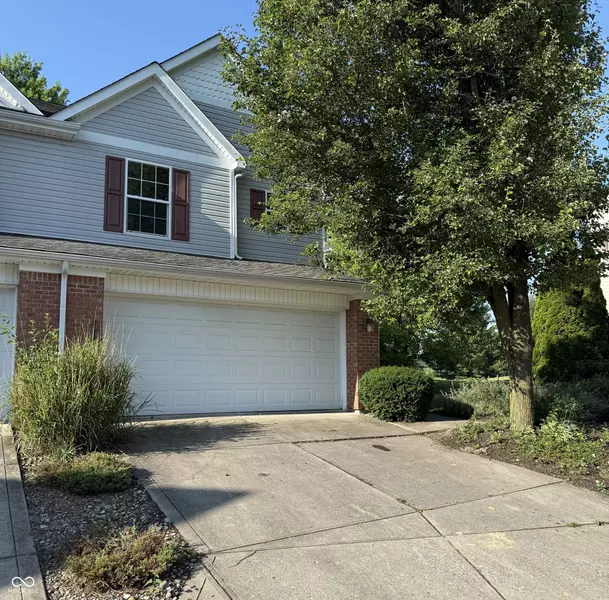 9230 Eden Woods CT, Indianapolis, IN 46260