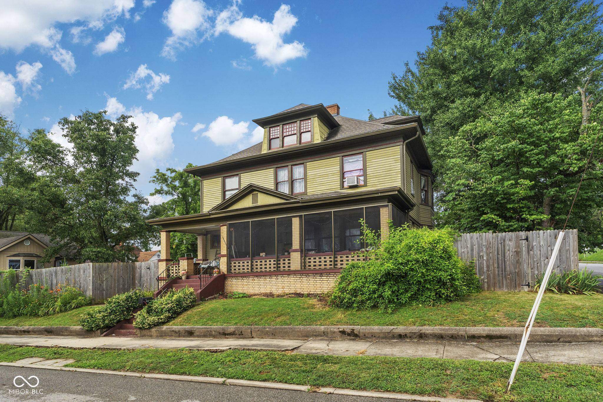Brazil, IN 47834,524 N Walnut ST