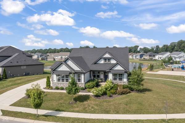 12594 Tidecrest DR, Fishers, IN 46037