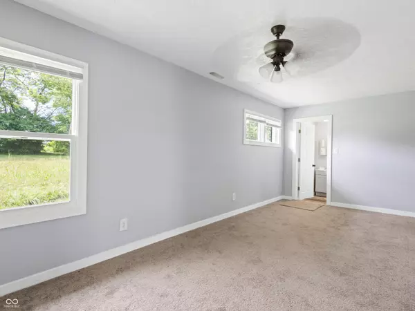 Muncie, IN 47303,1910 E Highland AVE