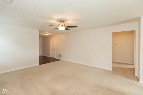Indianapolis, IN 46237,5817 Edelle DR