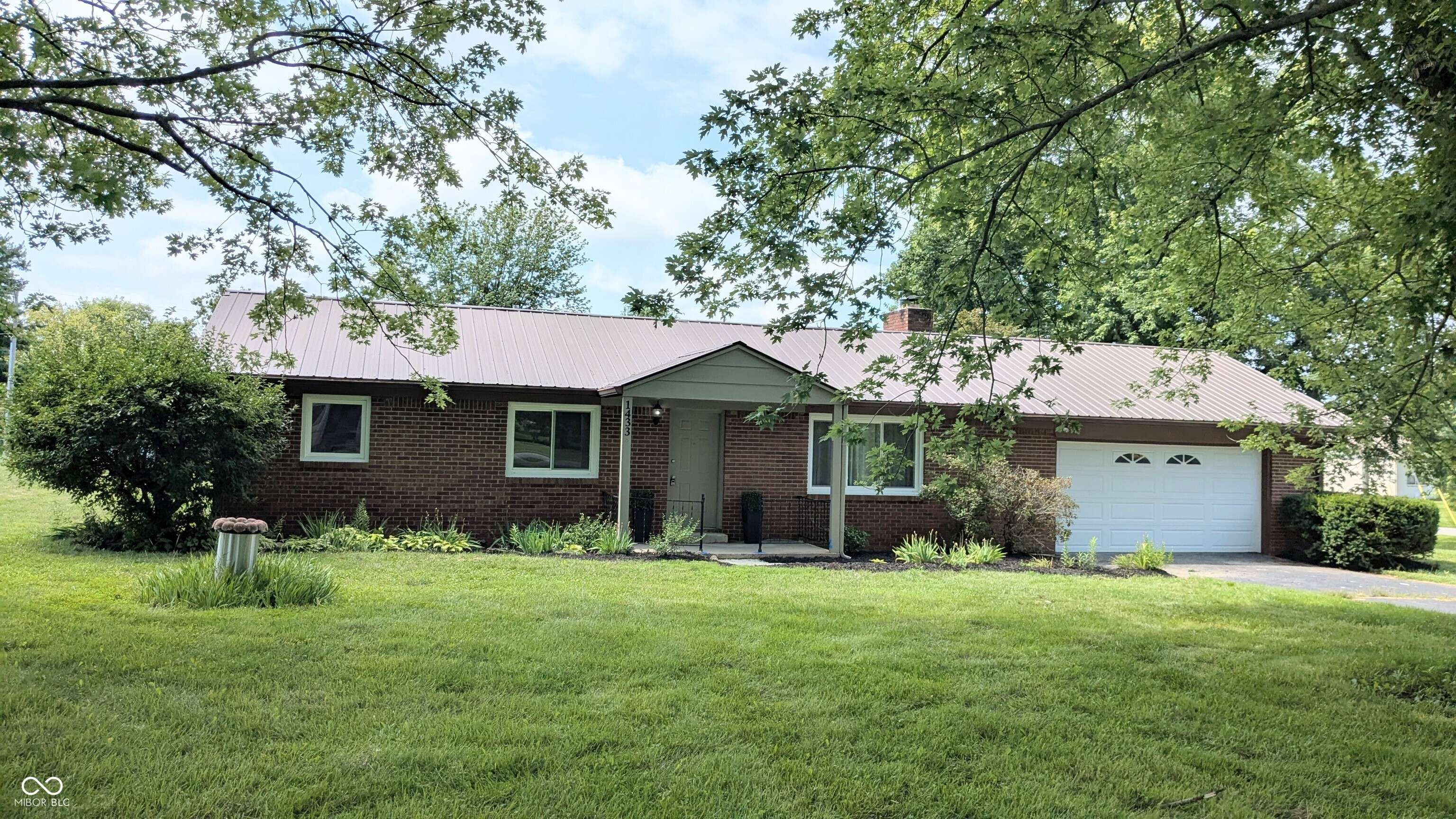 1433 10th ST, Danville, IN 46122