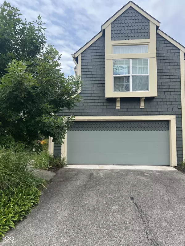 4774 Stansbury LN, Indianapolis, IN 46254