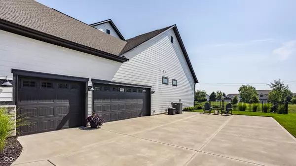 Westfield, IN 46074,18153 Birdview CT