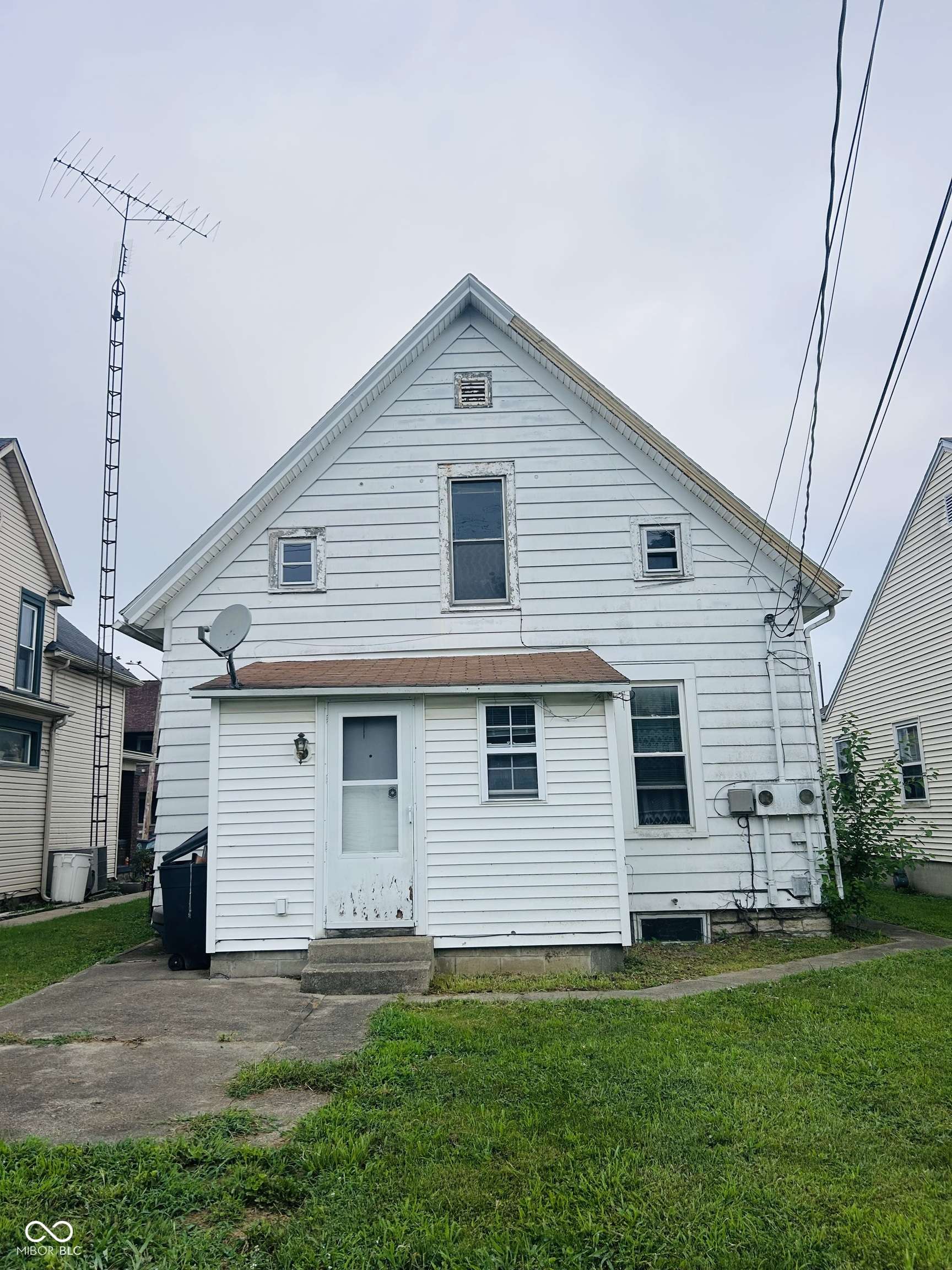 Connersville, IN 47331,311 W 12th ST