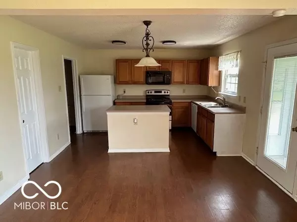 Indianapolis, IN 46234,10357 Split Rock WAY