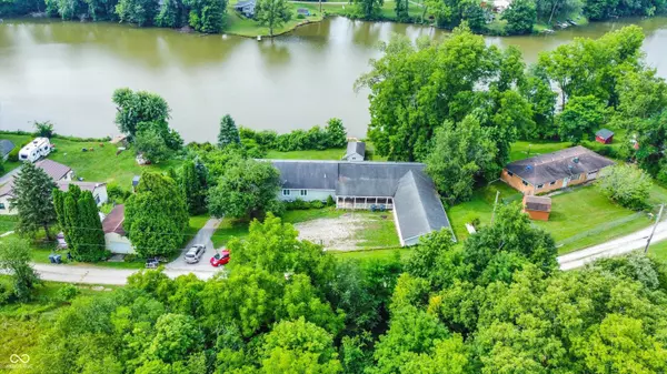 Hartford City, IN 47348,402 N Mohee DR