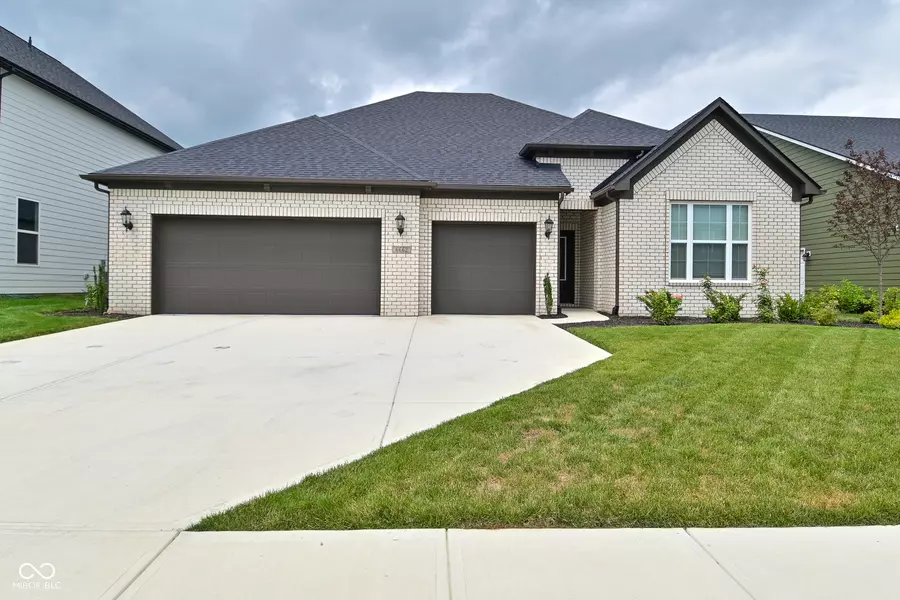 6662 Ambassador DR, Plainfield, IN 46168