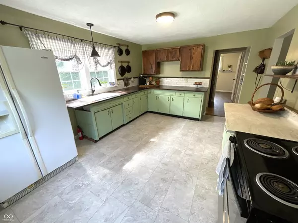 Solsberry, IN 47459,7502 N State Road 43