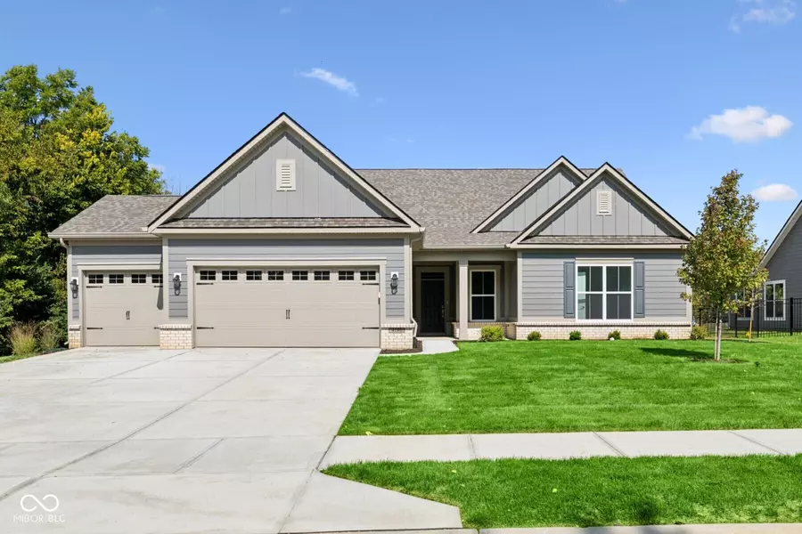 4146 Persian ST, Greenwood, IN 46143