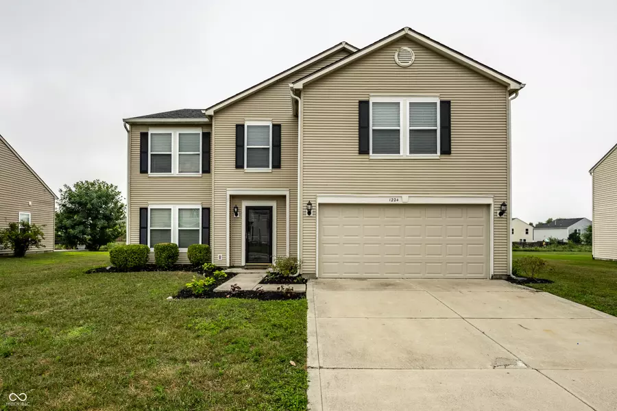 1224 Maple Trace Way, Sheridan, IN 46069