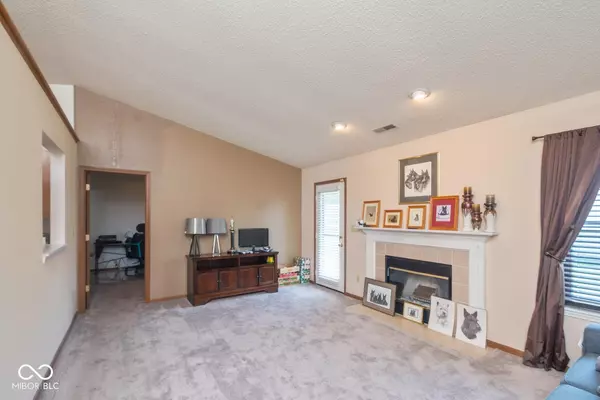 Indianapolis, IN 46237,4245 Vestry CT