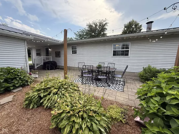 Clay City, IN 47841,701 Cherry ST