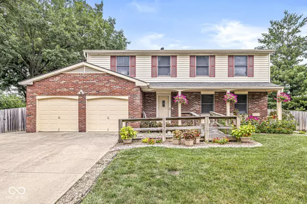 Indianapolis, IN 46217,8633 Royal Meadow DR