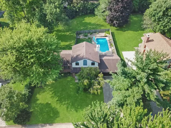 Indianapolis, IN 46217,1637 Towe String RD