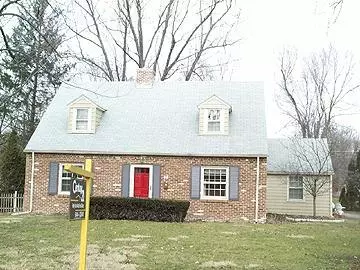 36 WILLOW RD, Anderson, IN 46011