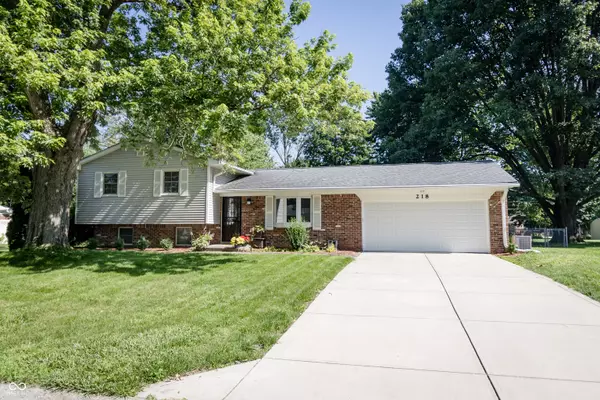 Indianapolis, IN 46227,218 Narcissus DR