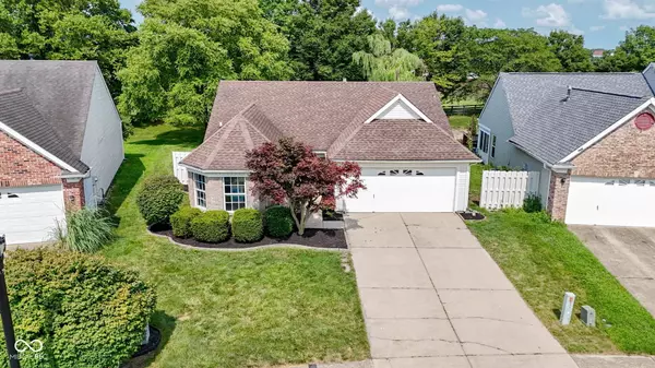 10880 Washington Bay DR, Fishers, IN 46037