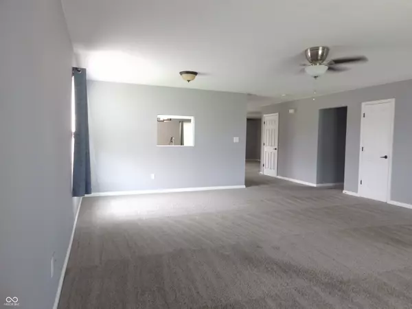 Avon, IN 46123,8275 Locke CIR