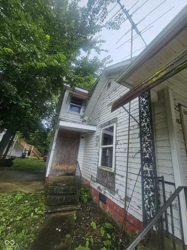 Muncie, IN 47302,712 S Beacon ST