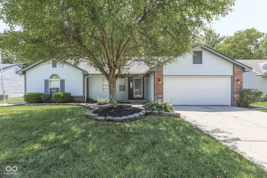 841 Country LN, Indianapolis, IN 46217