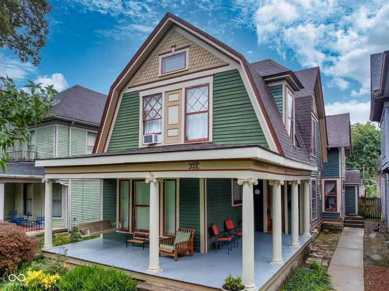 320 W 12th ST, Anderson, IN 46016