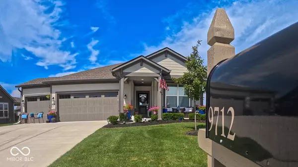 9712 Holborn AVE, Mccordsville, IN 46055