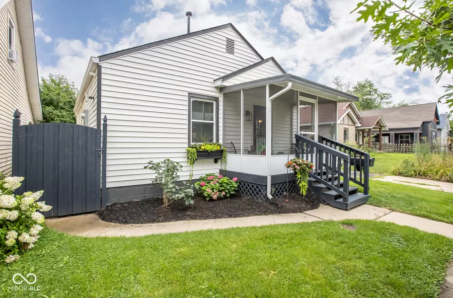1015 Albany ST, Indianapolis, IN 46203