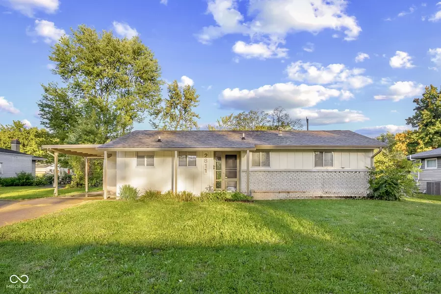 2811 Poplar DR, Columbus, IN 47203