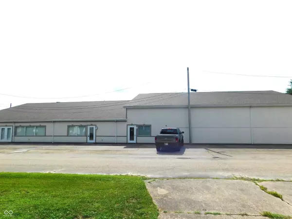 215 Nieman ST, Sunman, IN 47041