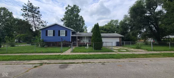 2215 Fountain ST, Anderson, IN 46016