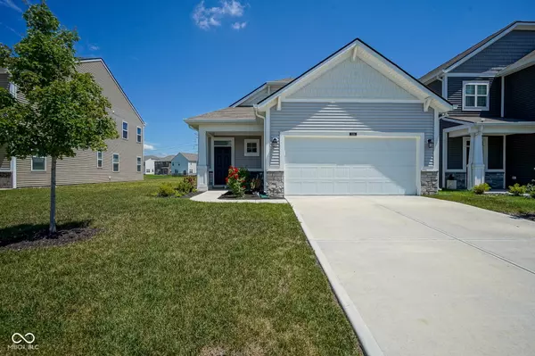 5119 Triple Crown WAY, Indianapolis, IN 46237