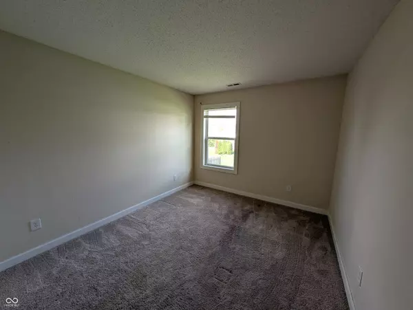 Indianapolis, IN 46234,5890 Courtyard CRES