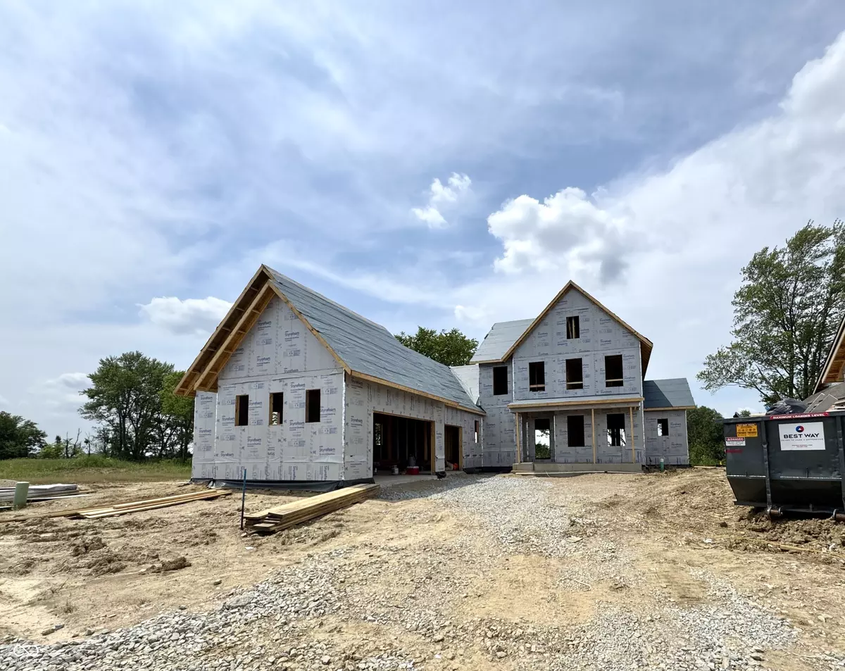 Westfield, IN 46074,16928 Tractive DR