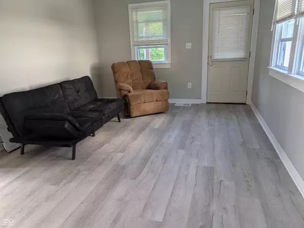 Versailles, IN 47042,219 E Perry ST