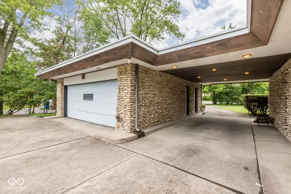Indianapolis, IN 46226,6115 E 56th ST